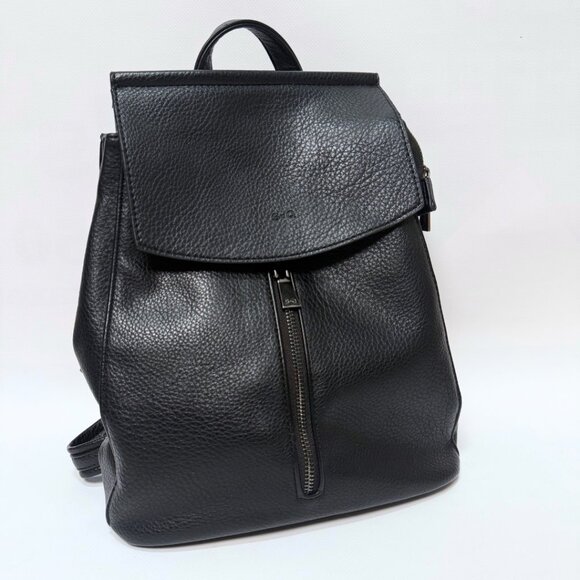 S-Q Chloe Convertible Black Backpack made with Vegan Leather – NWT - Picture 9 of 15